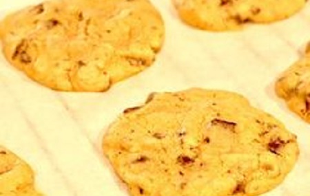 chocolate-chip-cookies-the-rocky-road-house